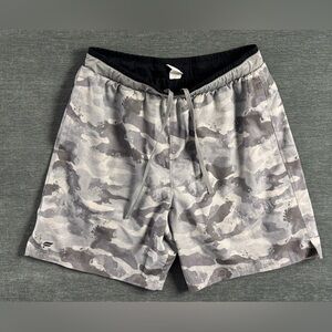 Fabletics Shorts Mens Large Gray Camo The Fundamental Short Lined 7" Athletic